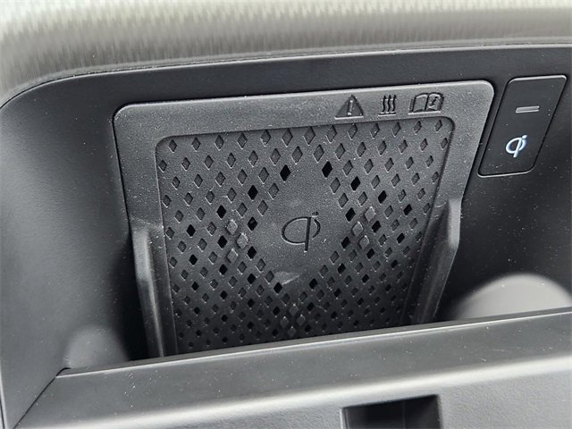 Used 2025 Genesis GV60 Advanced image 16