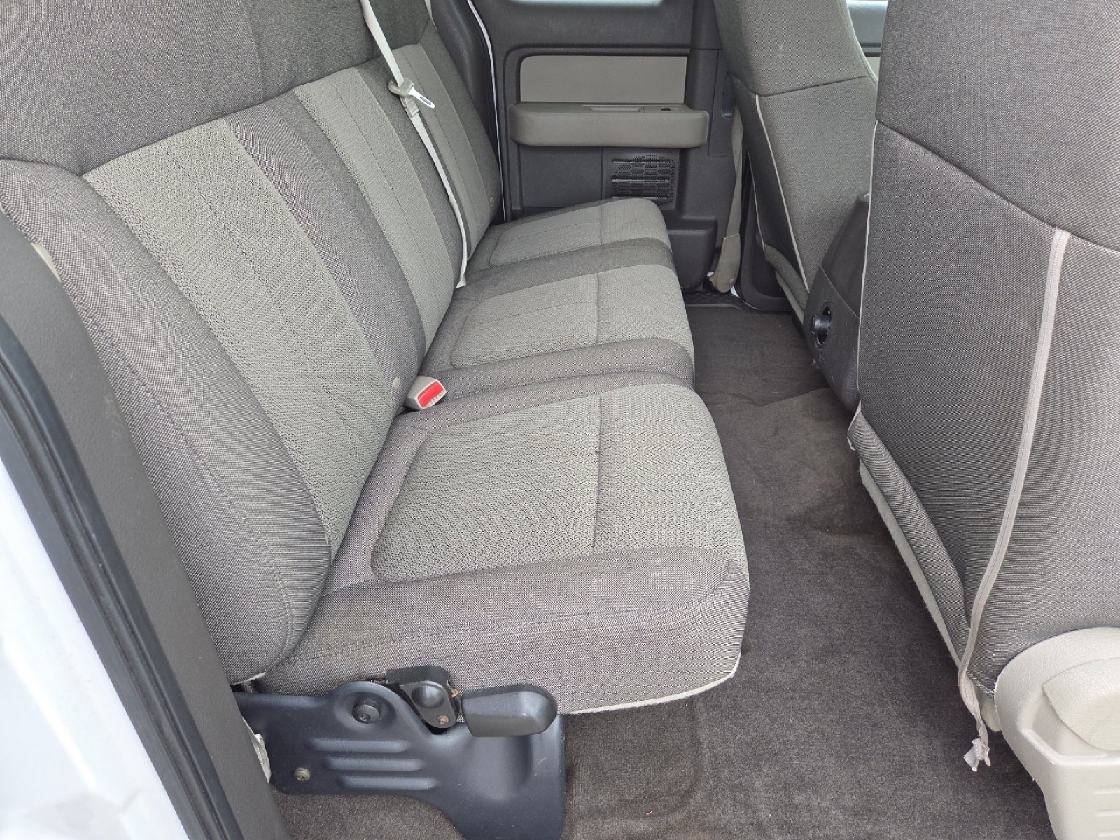 Used 2010 Ford F150 STX AWD/4WD image 18