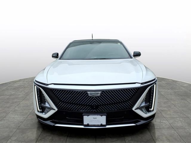 Certified 2024 Cadillac Lyriq Luxury AWD/4WD image 8