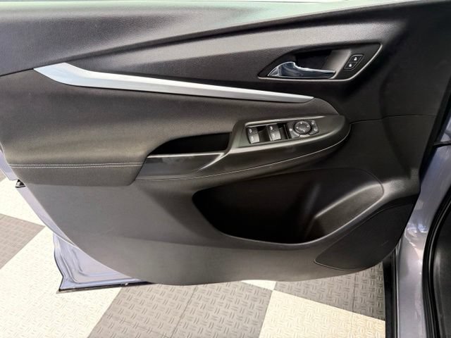 Used 2023 Chevrolet Bolt EUV LT FWD image 13