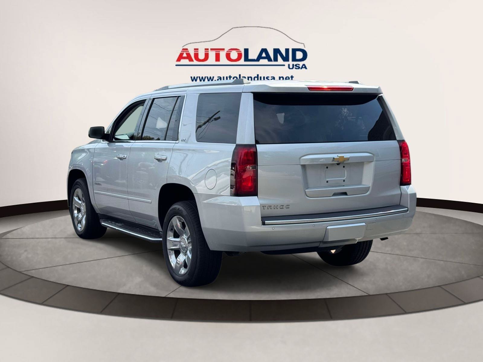 Used 2016 Chevrolet Tahoe LTZ AWD/4WD image 5