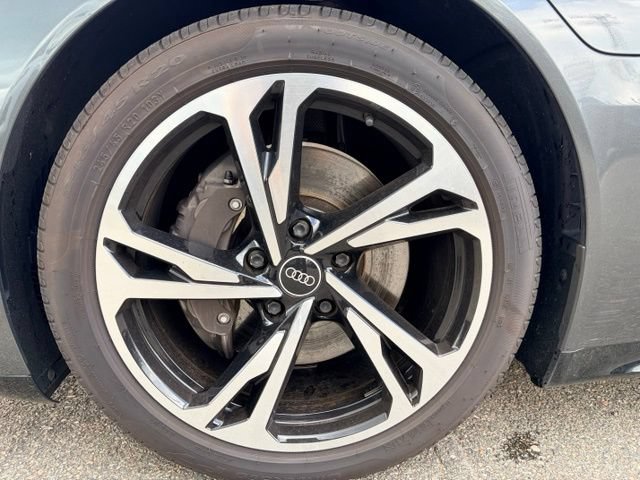 Certified 2023 Audi e-tron GT Premium Plus AWD/4WD image 5