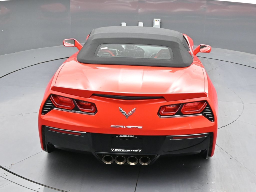 Used 2015 Chevrolet Corvette Stingray Convertible w/ 2LT Preferred Equipment Group RWD image 17