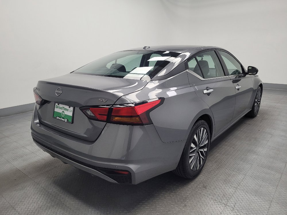 Used 2024 Nissan Altima 2.5 SV image 9