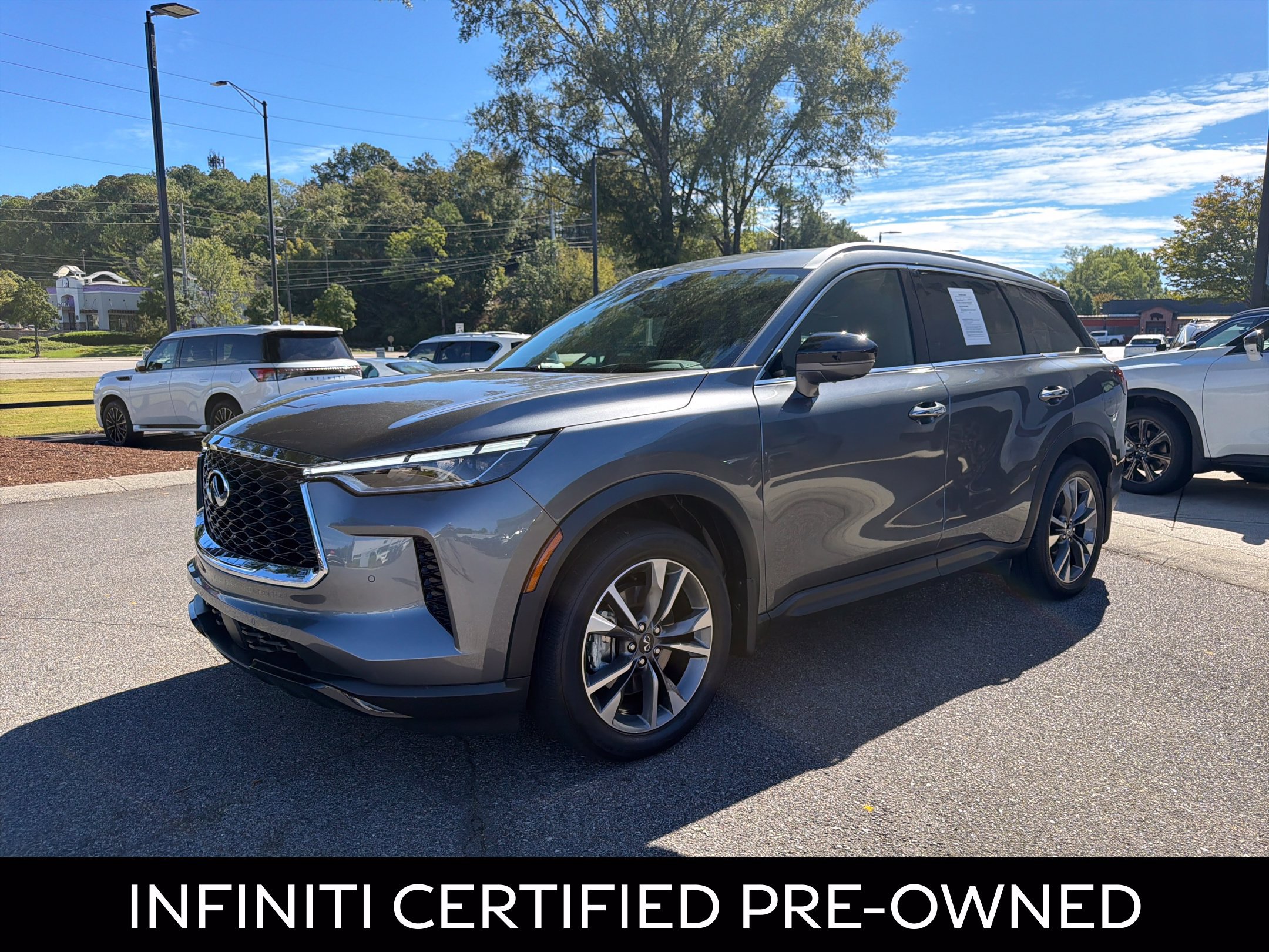 Certified 2025 INFINITI QX60 Luxe w/ Vision Package AWD/4WD image 5