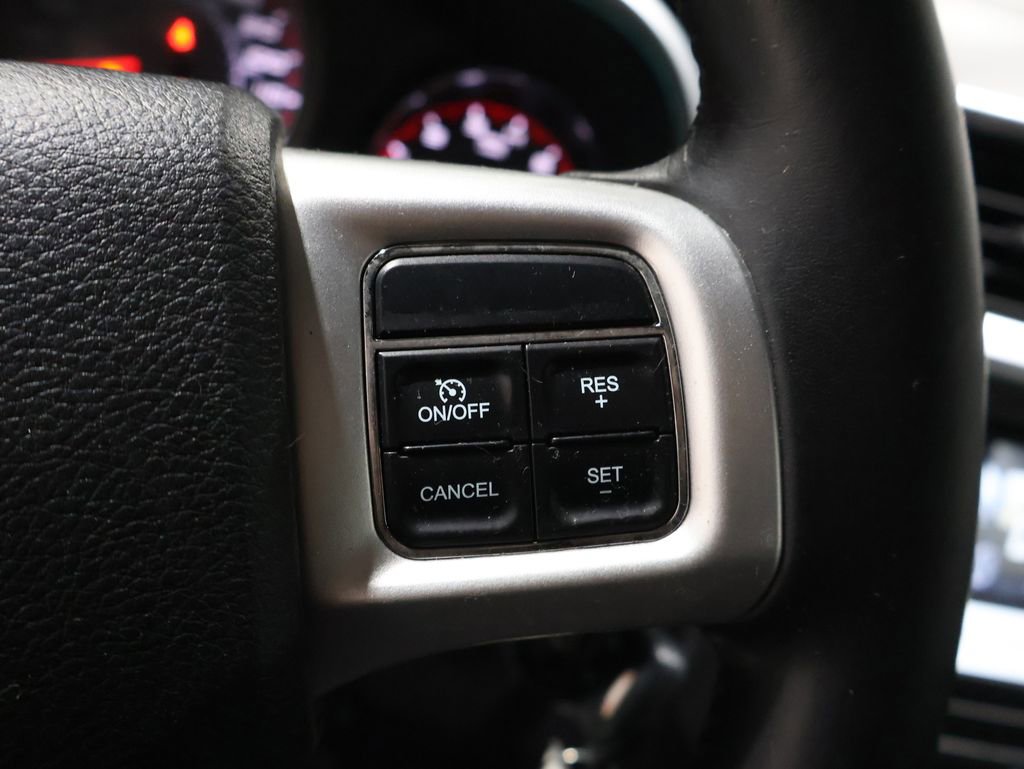 Used 2011 Dodge Avenger Heat image 29