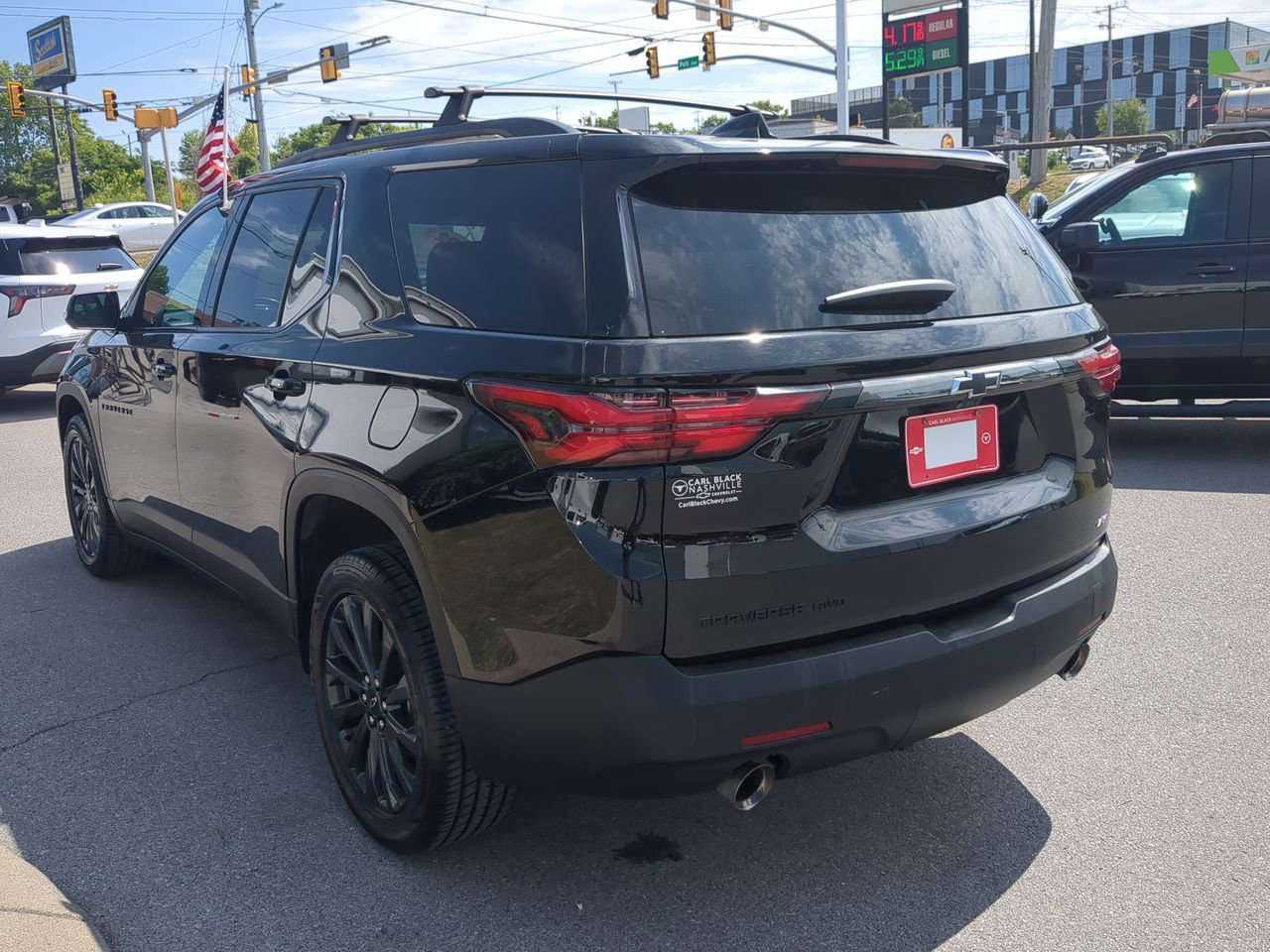 Used 2023 Chevrolet Traverse RS w/ LPO, Floor Liner Package AWD/4WD image 6