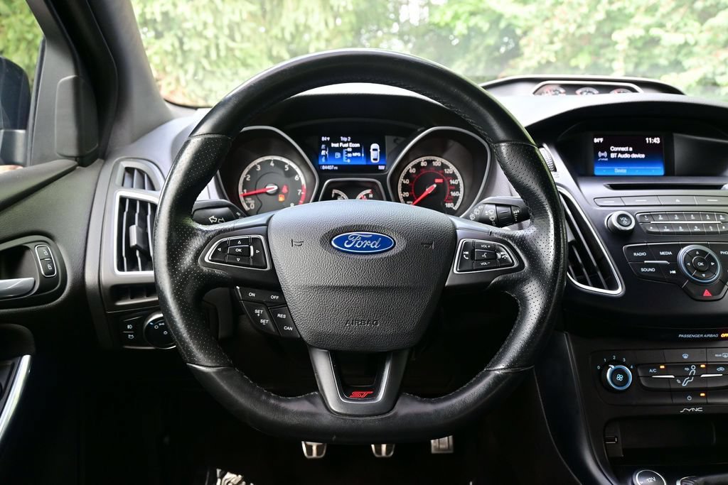 Used 2015 Ford Focus ST FWD image 34