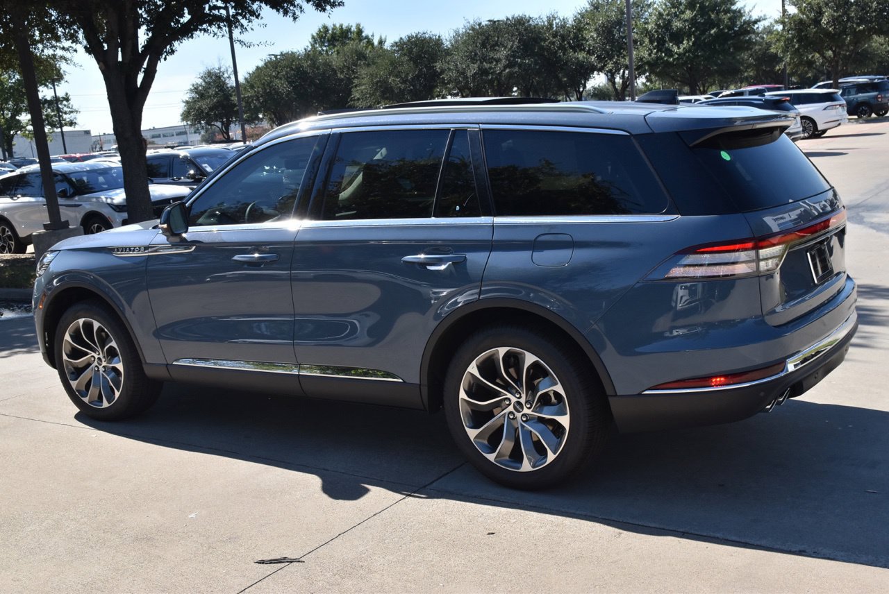 New 2026 Lincoln Aviator Reserve AWD/4WD image 10