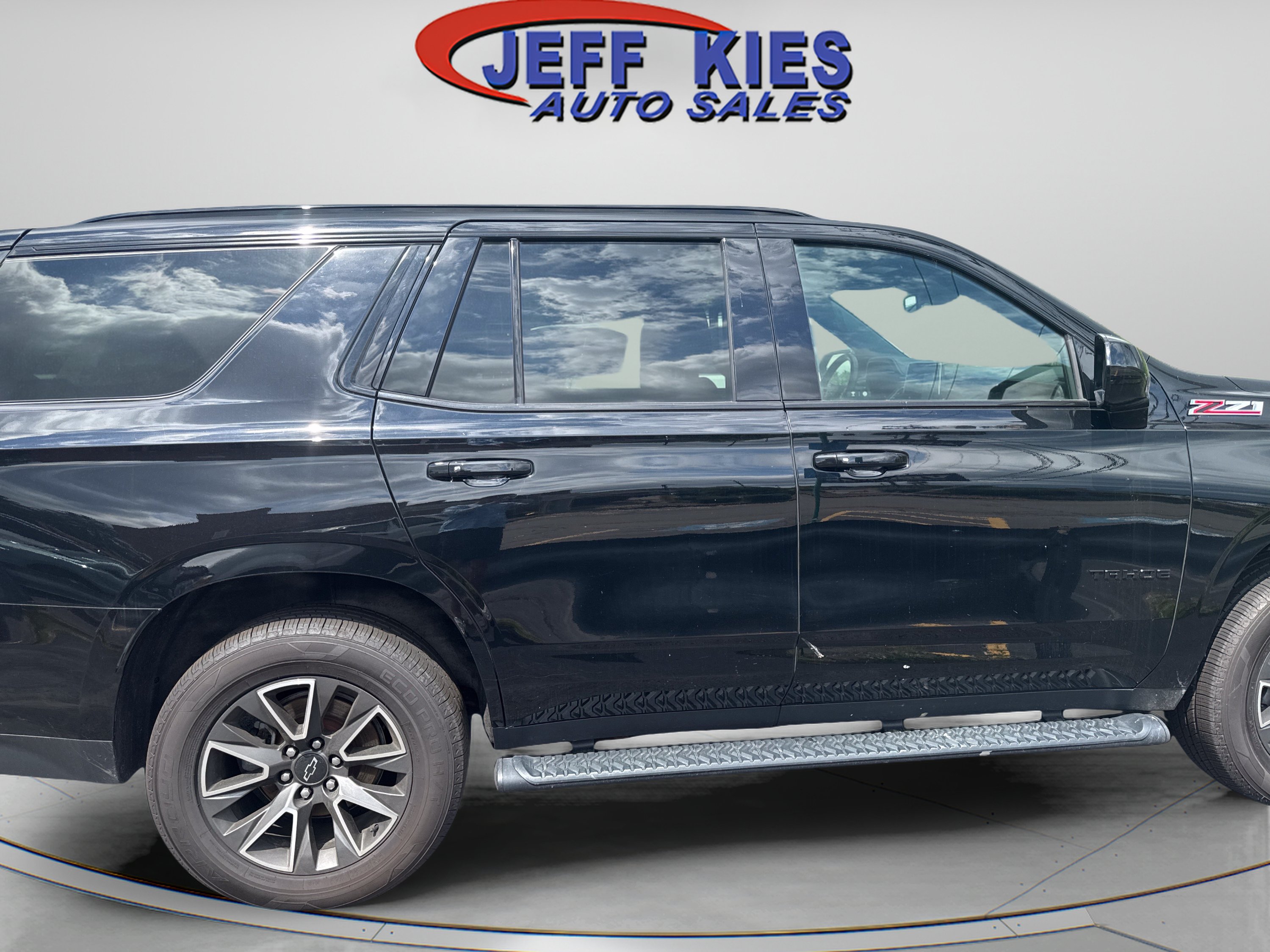 Used 2023 Chevrolet Tahoe Z71 AWD/4WD image 4