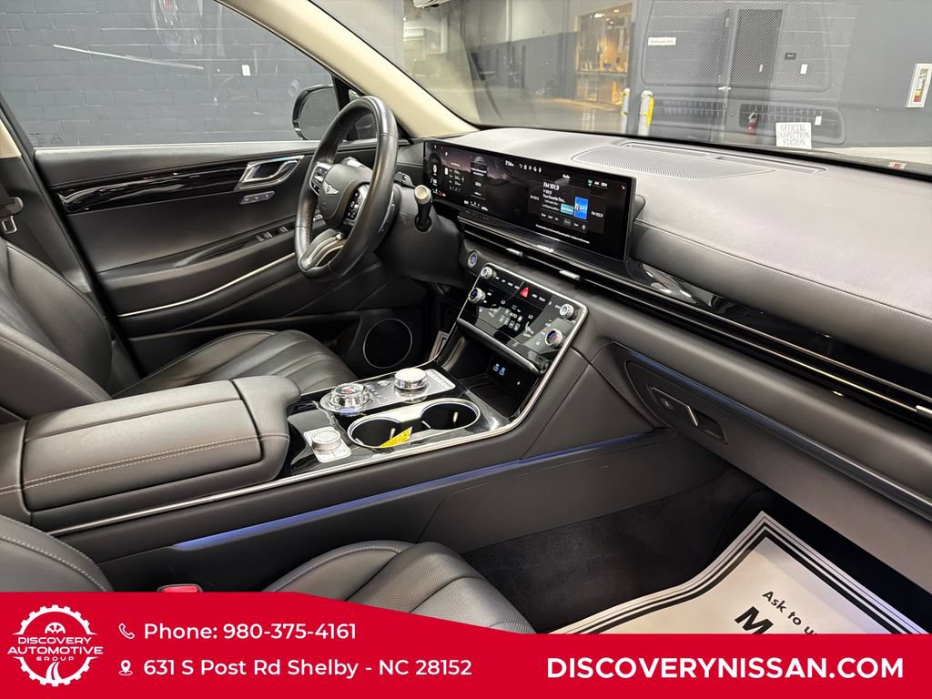 Used 2025 Genesis GV80 2.5T Standard AWD/4WD image 46