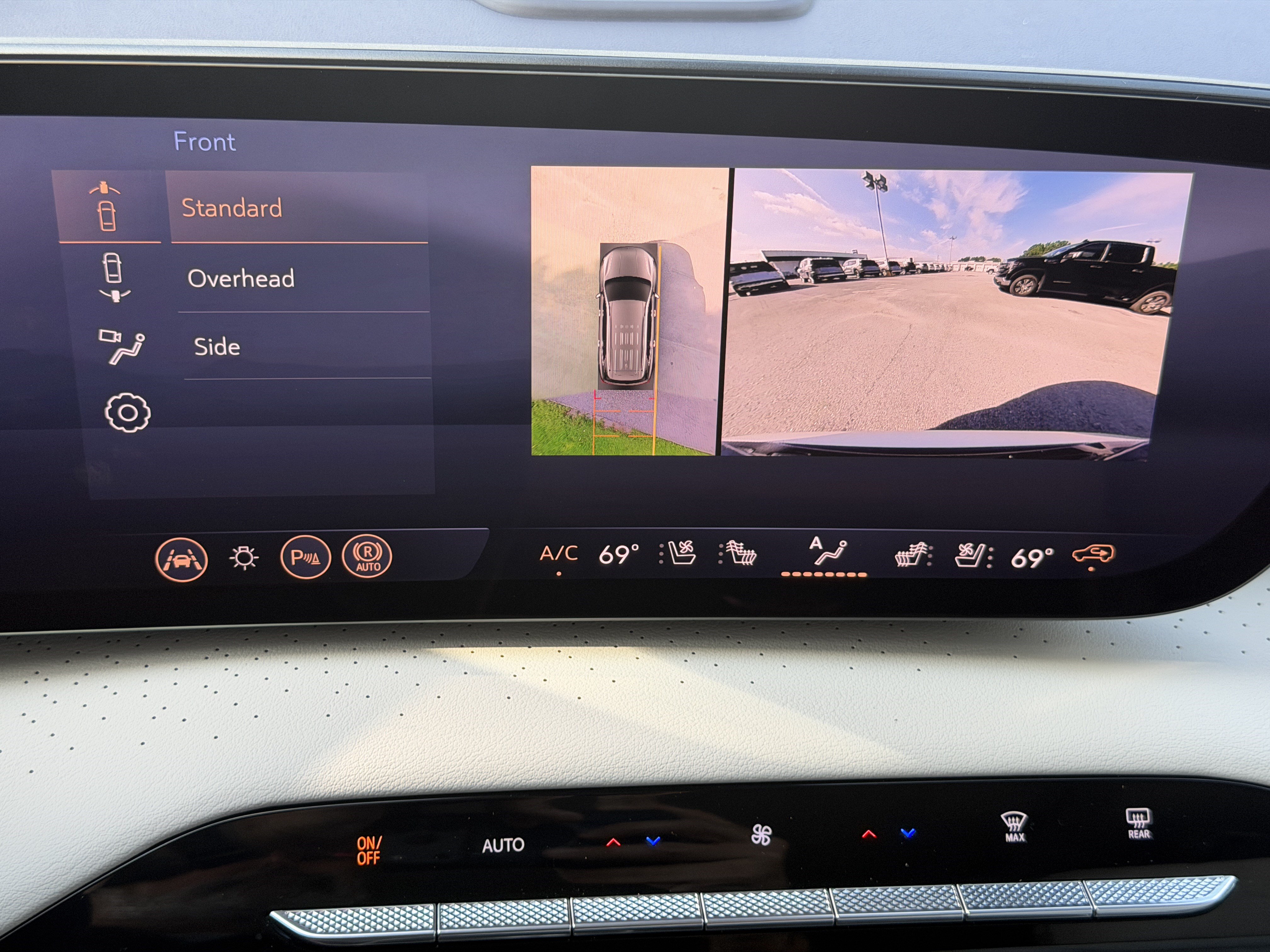 New 2027 Buick Enclave Avenir FWD image 31