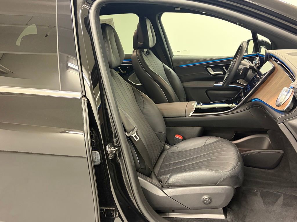 Used 2023 Mercedes-Benz EQS 450+ 4MATIC SUV image 17