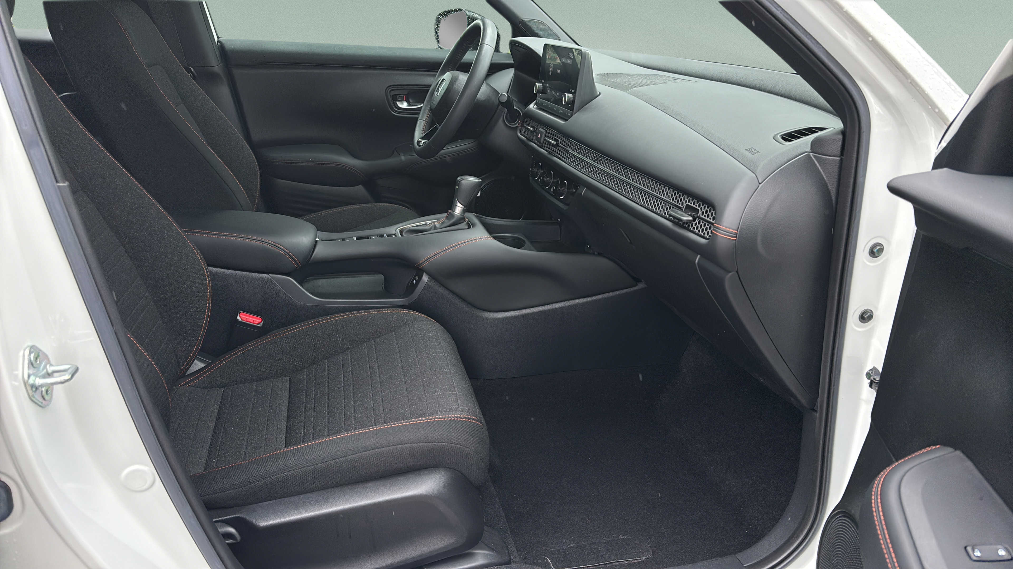 Certified 2024 Honda HR-V Sport image 15
