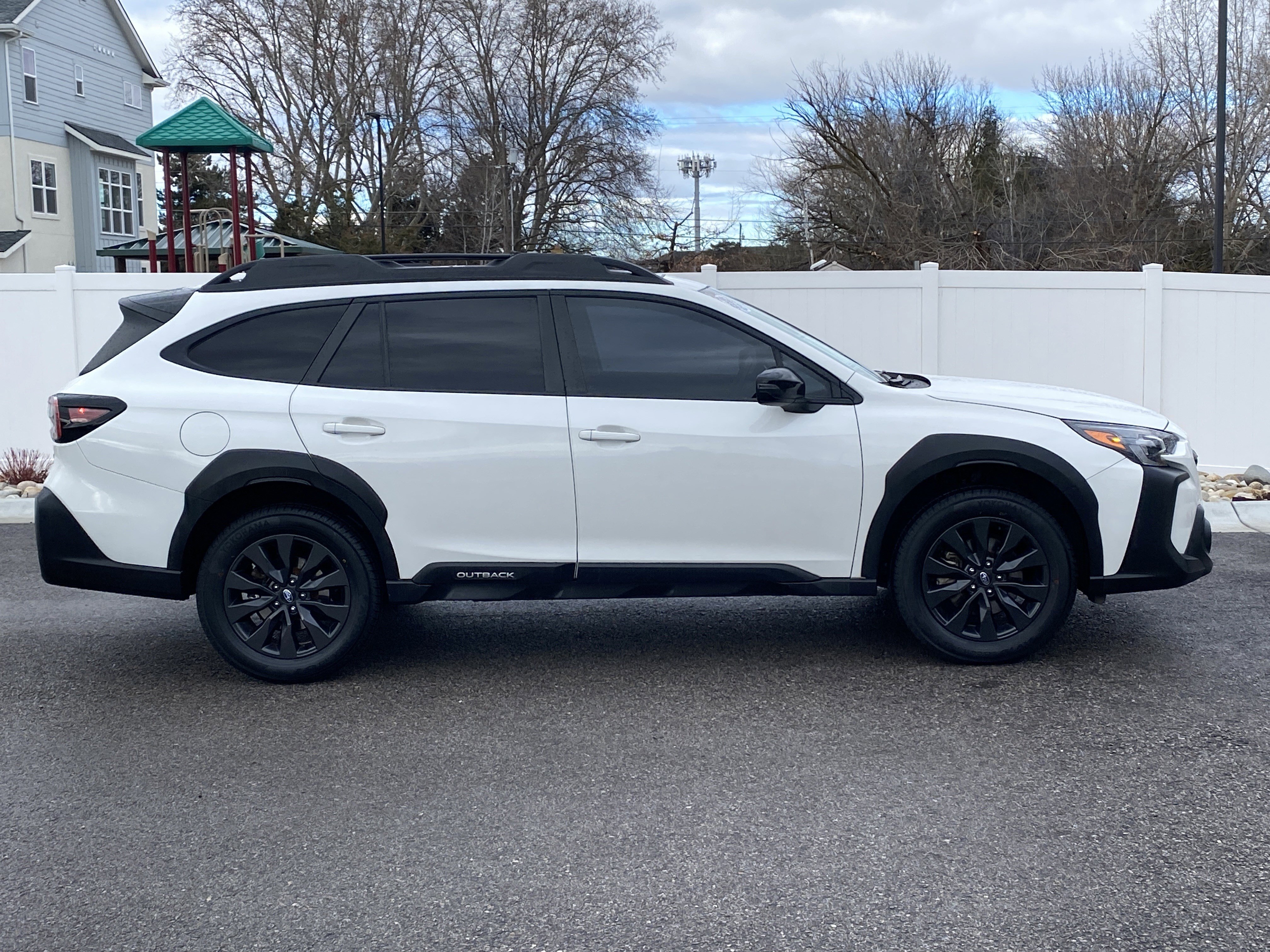 Used 2023 Subaru Outback Onyx Edition image 7