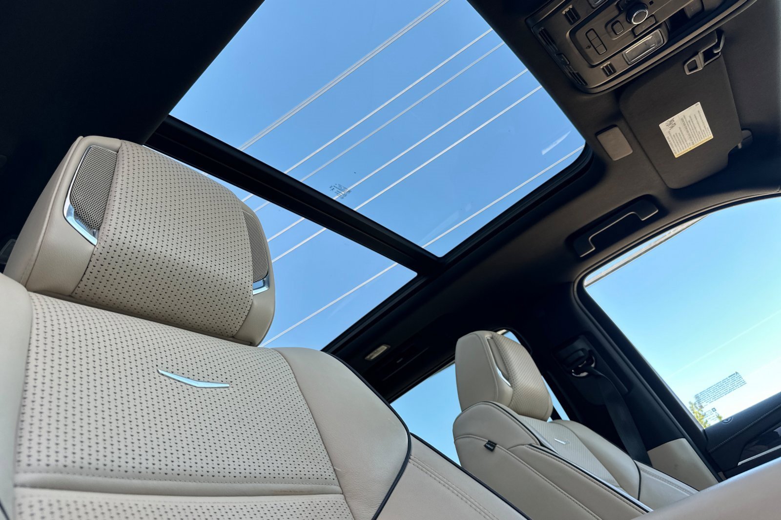 Certified 2023 Cadillac Escalade Premium Luxury w/ Performance Package image 21