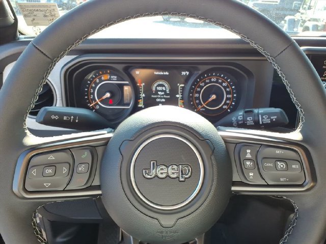 Used 2026 Jeep Wrangler Unlimited Sport AWD/4WD image 17