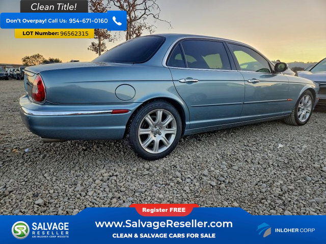 Used 2005 Jaguar XJ8 image 4