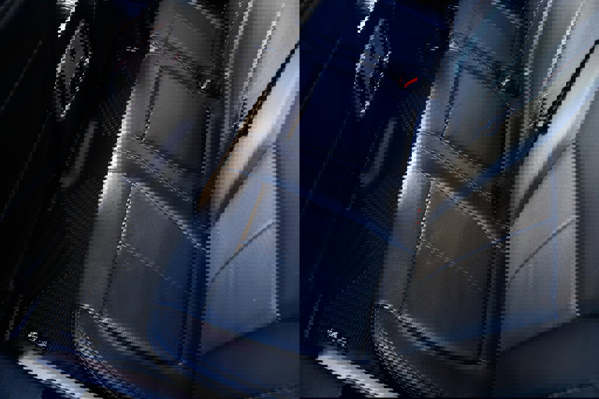 Used 2020 Ford F150 Lariat image 14