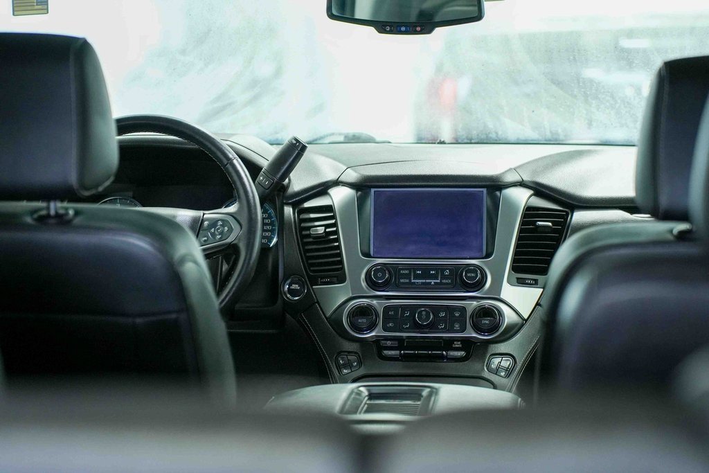 Used 2019 Chevrolet Suburban Premier image 14