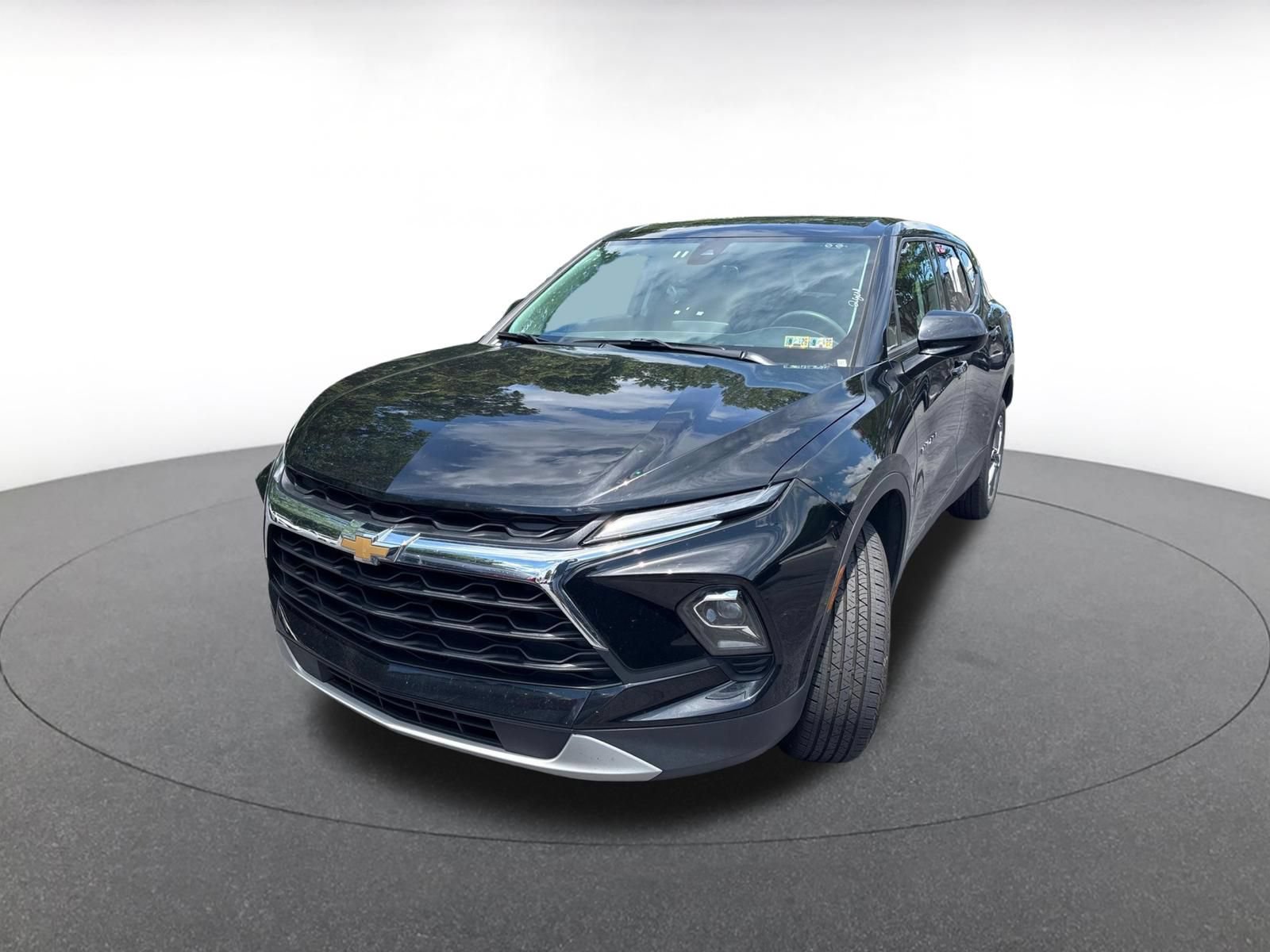 Used 2025 Chevrolet Blazer LT FWD image 7