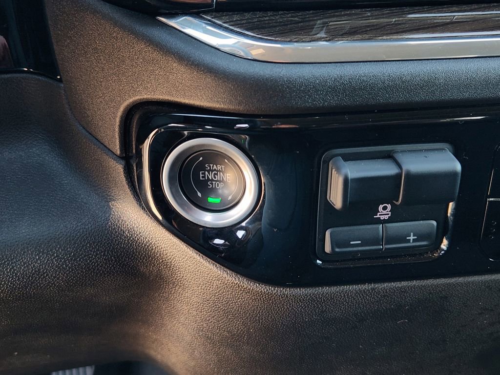 Used 2023 Chevrolet Silverado 1500 LT image 28