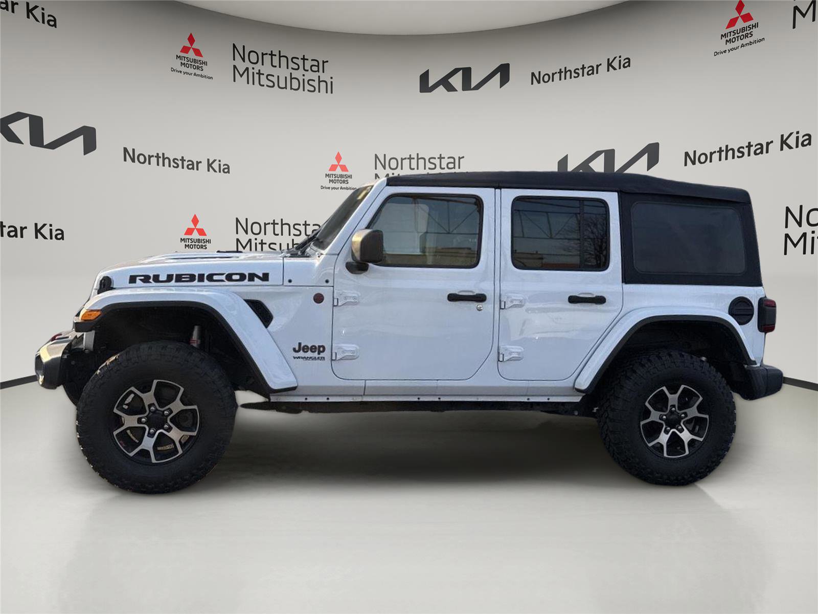 Used 2020 Jeep Wrangler Unlimited Rubicon AWD/4WD image 2