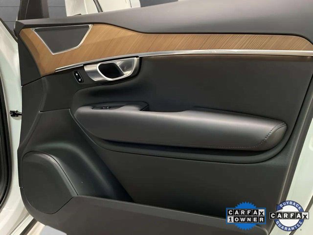 Used 2025 Volvo XC90 B6 Plus image 87