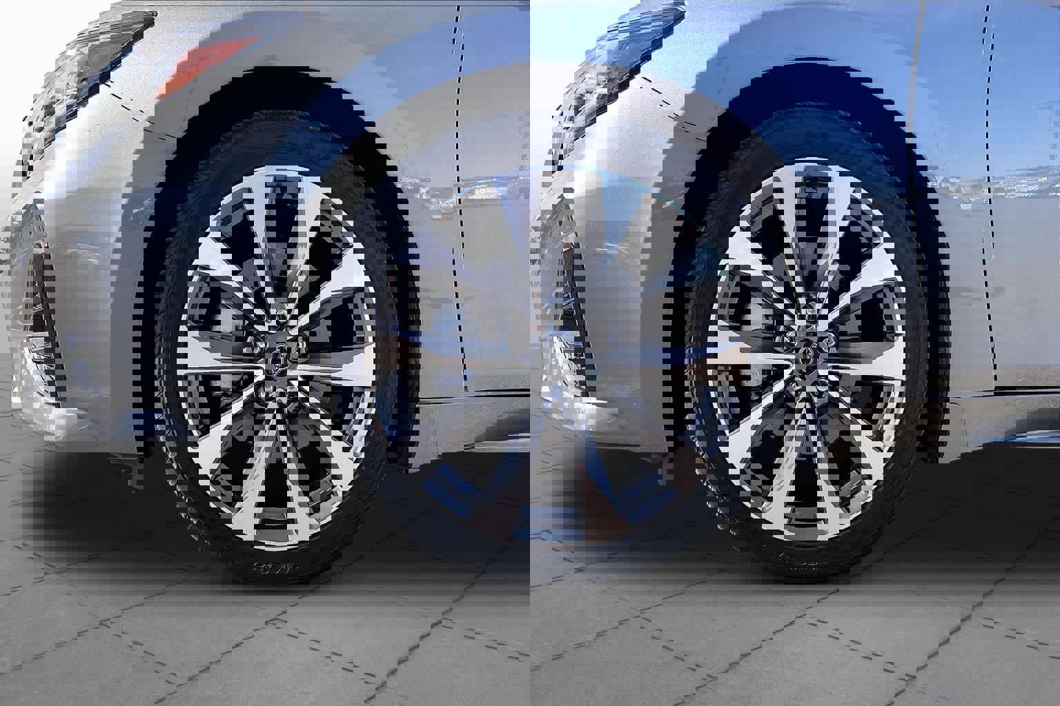 Used 2023 Nissan Maxima Platinum w/ Sport Mat Group FWD image 11