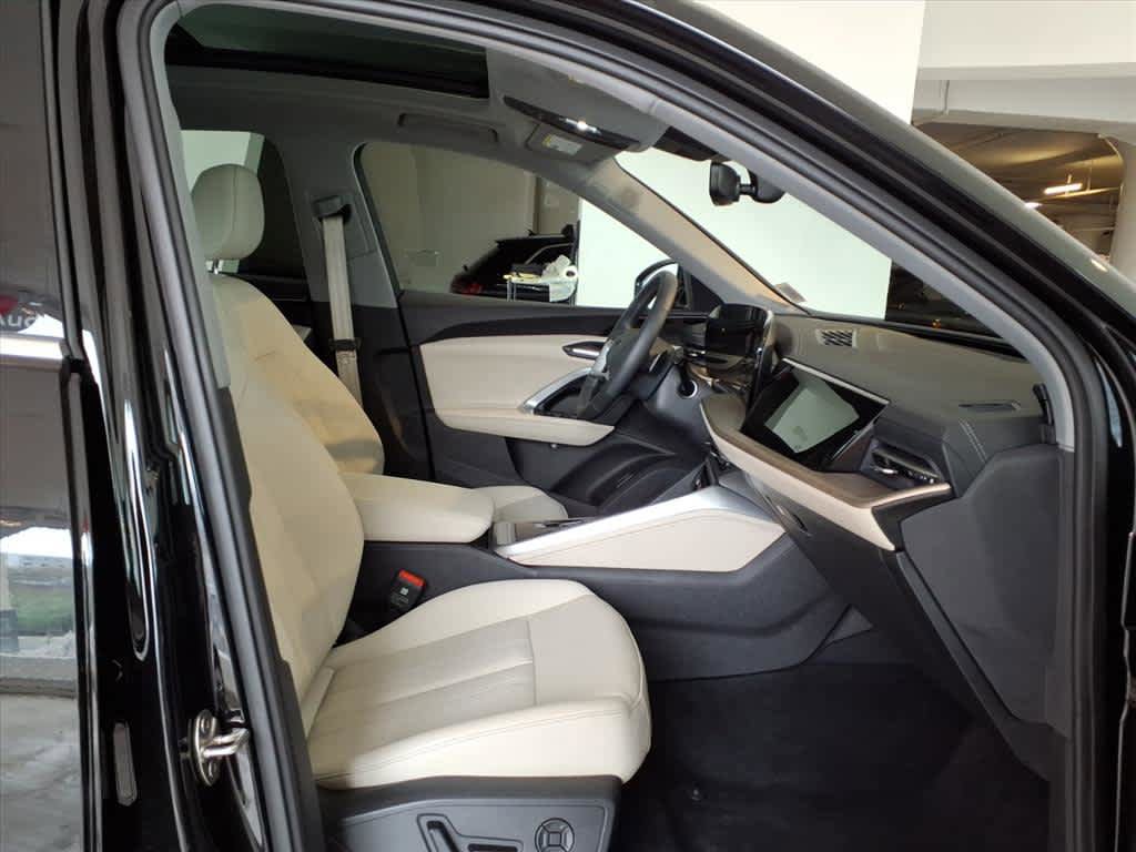 Used 2025 Audi Q5 Premium w/ Premium Plus AWD/4WD image 21