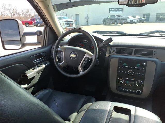Used 2013 Chevrolet Silverado 2500 LTZ w/ LTZ Plus Package image 10