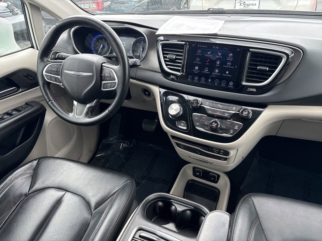 Used 2020 Chrysler Pacifica Touring-L Plus image 15