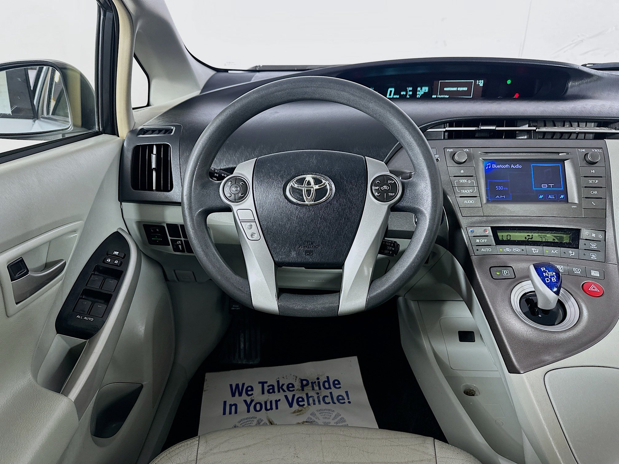 Used 2012 Toyota Prius Two FWD image 19