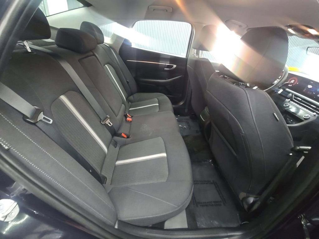 Used 2025 Hyundai Sonata SEL image 12