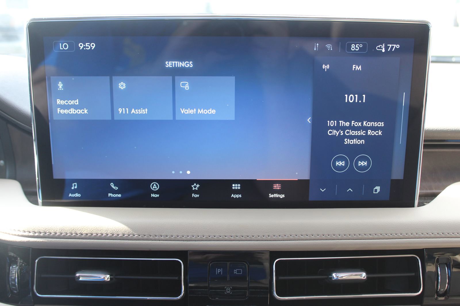 Used 2023 Lincoln Nautilus Reserve w/ Monochromatic Package AWD/4WD image 45