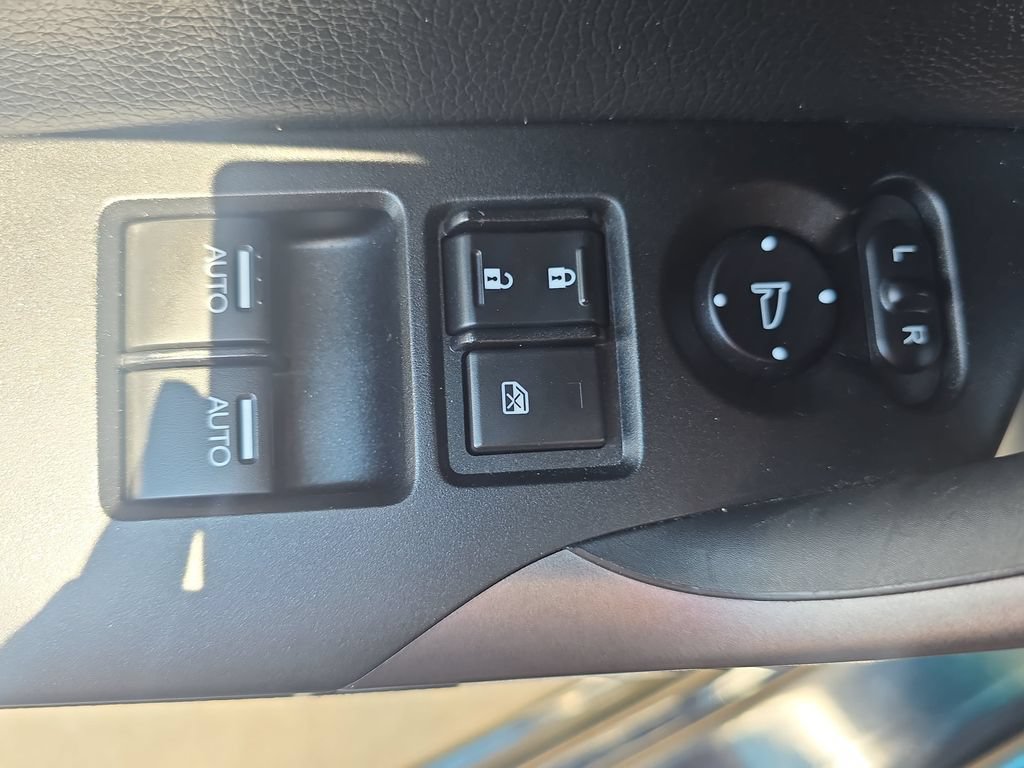 Used 2017 Honda Accord EX-L image 28