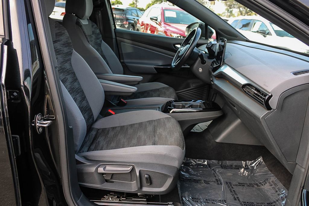 Used 2022 Volkswagen ID.4 Pro image 16