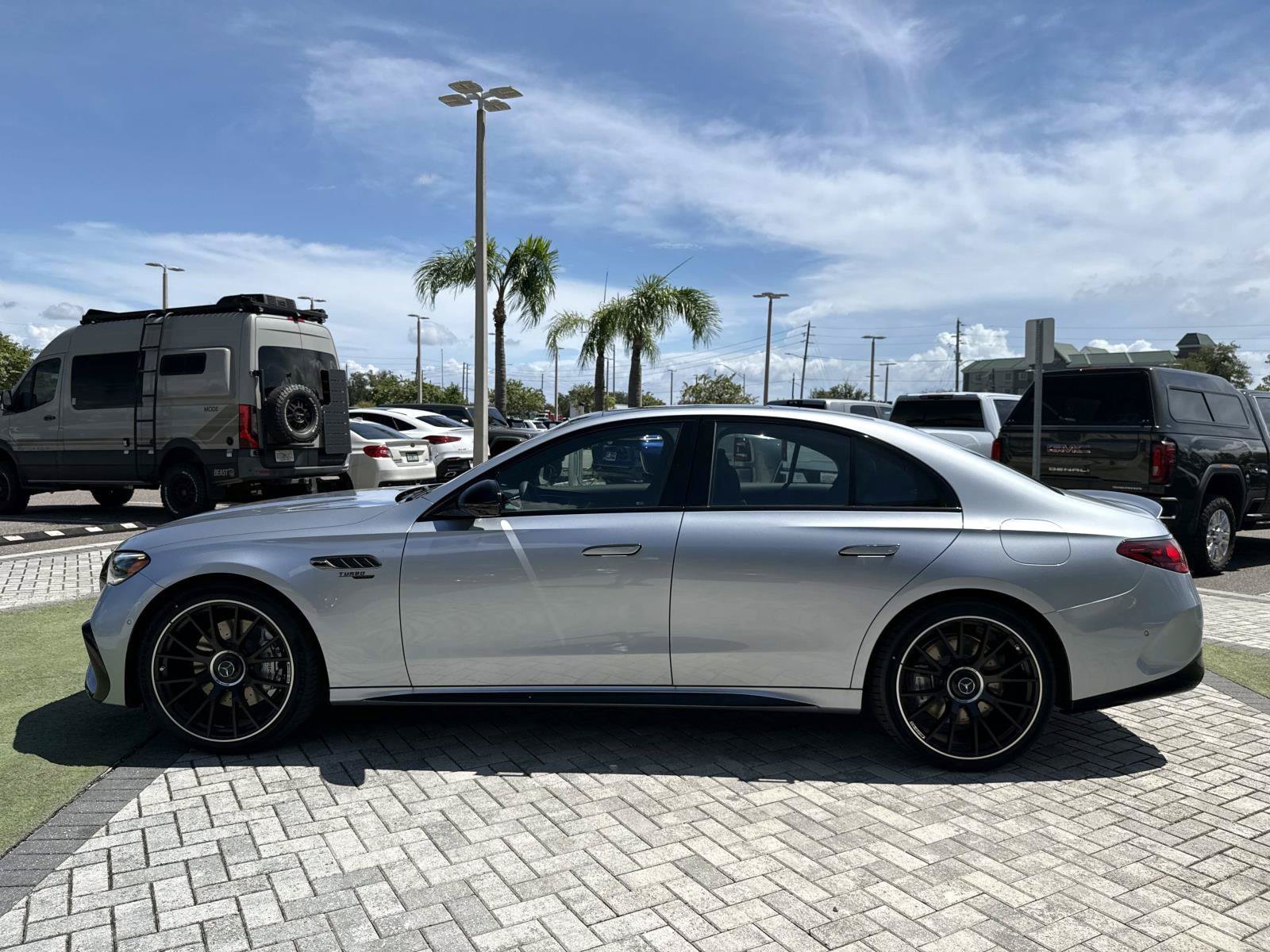New 2027 Mercedes-Benz E 53 AMG e 4MATIC Sedan image 3