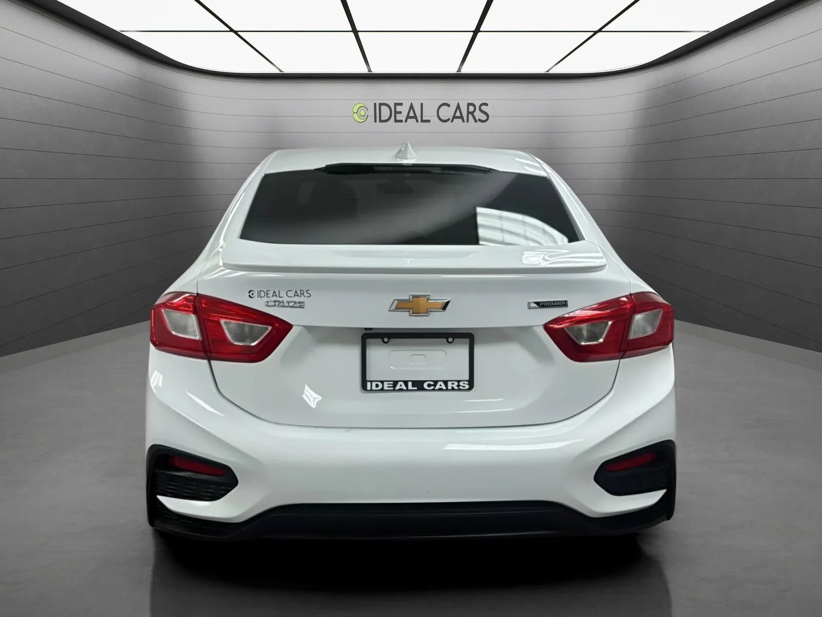 Used 2017 Chevrolet Cruze Premier w/ RS Package FWD image 6