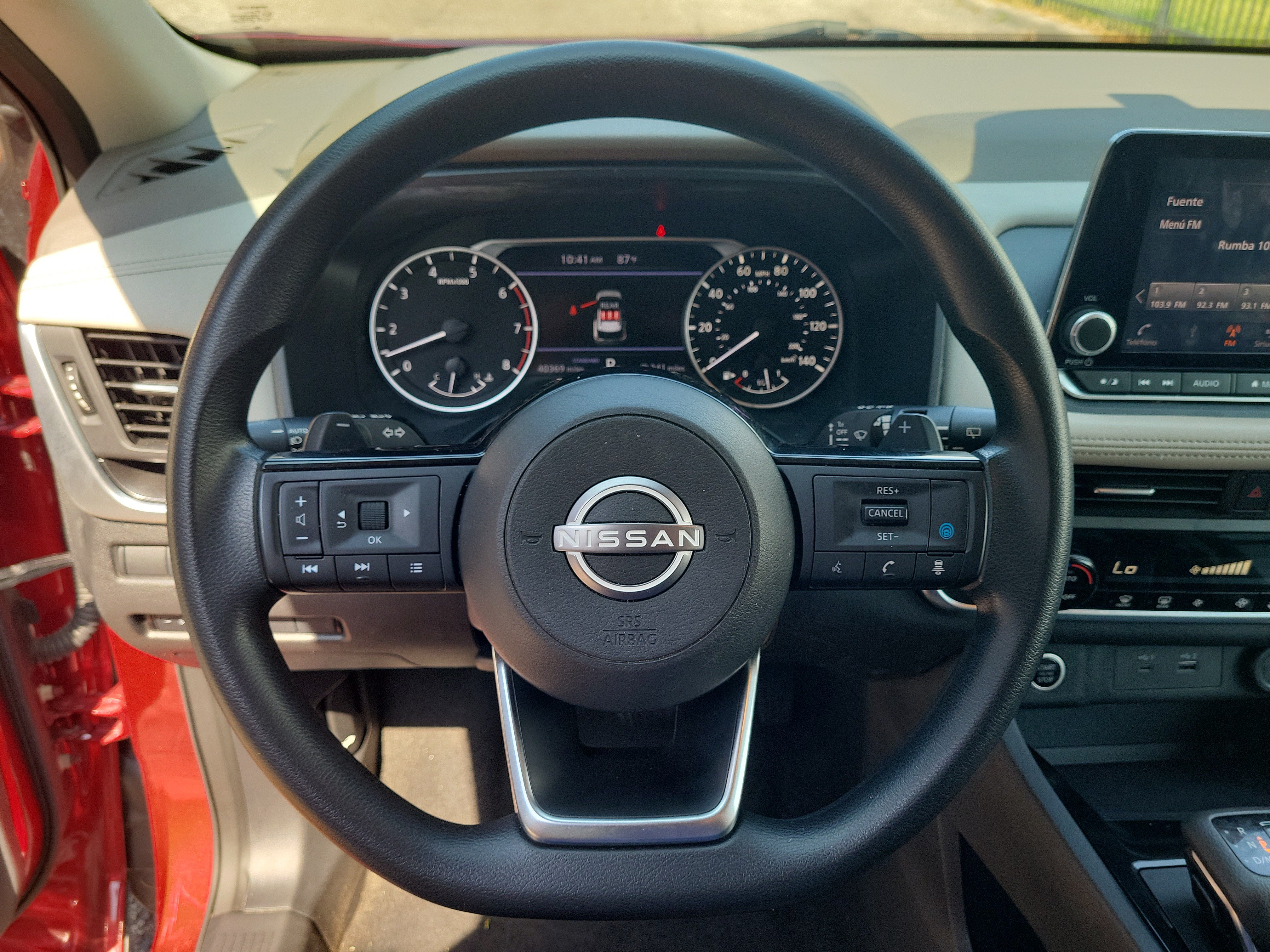 Certified 2023 Nissan Rogue SV FWD image 17