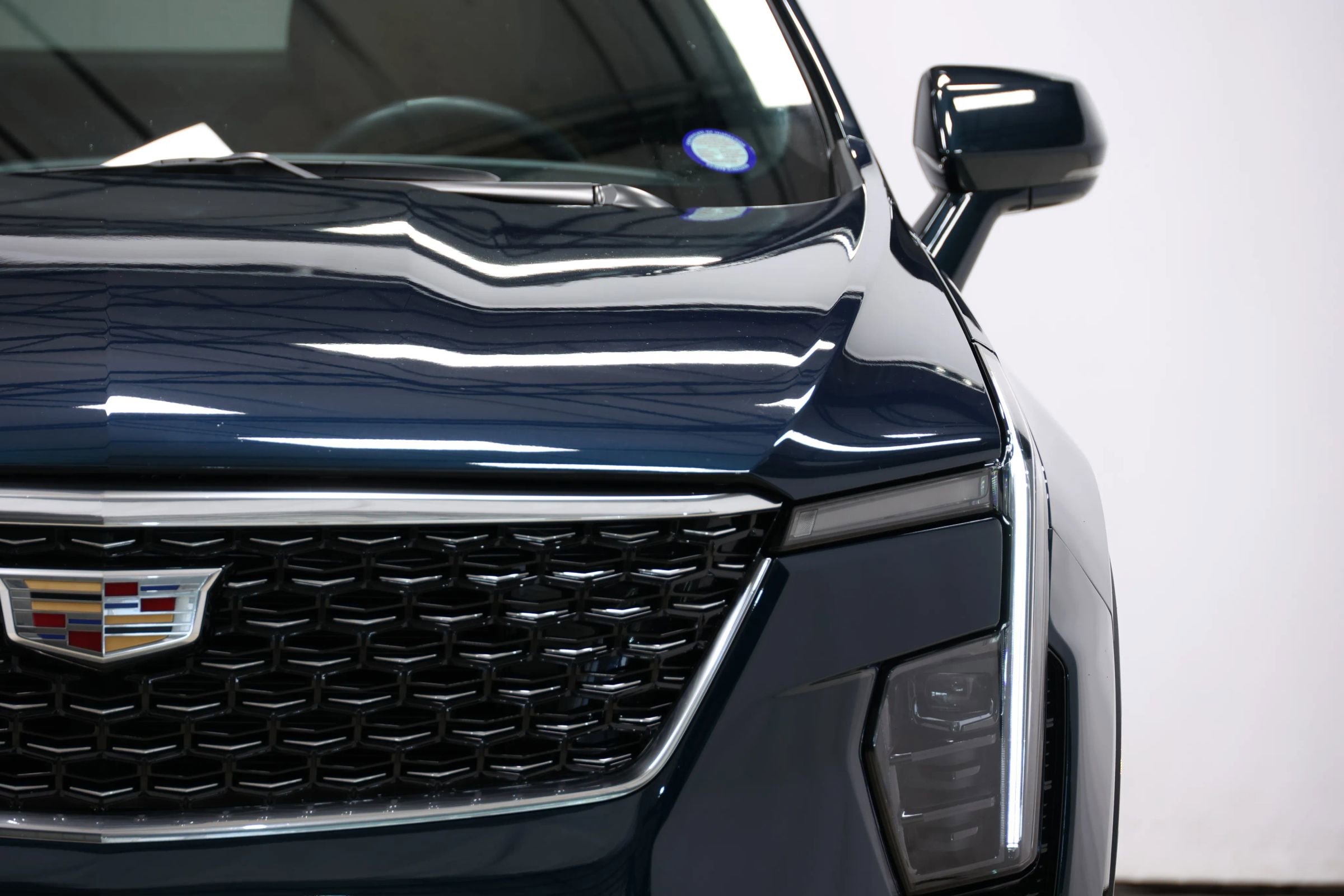 Used 2024 Cadillac XT4 Premium Luxury image 78