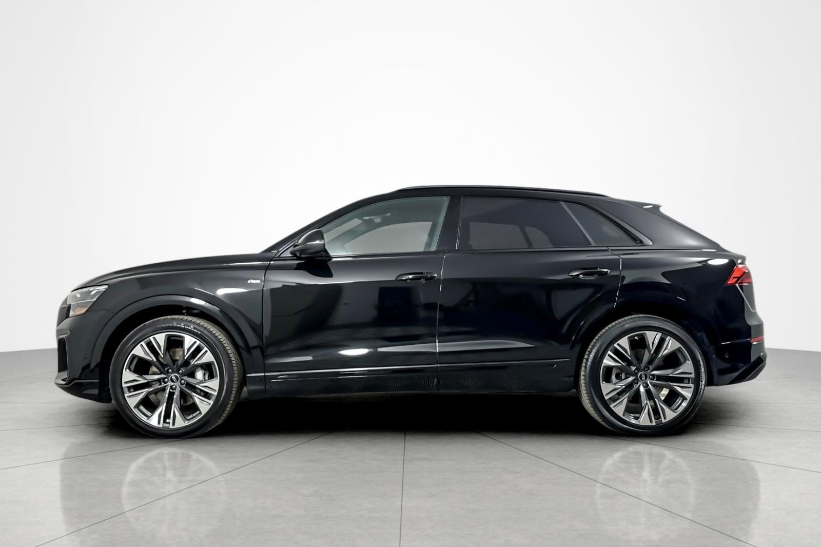 New 2026 Audi Q8 Premium Plus AWD/4WD image 3