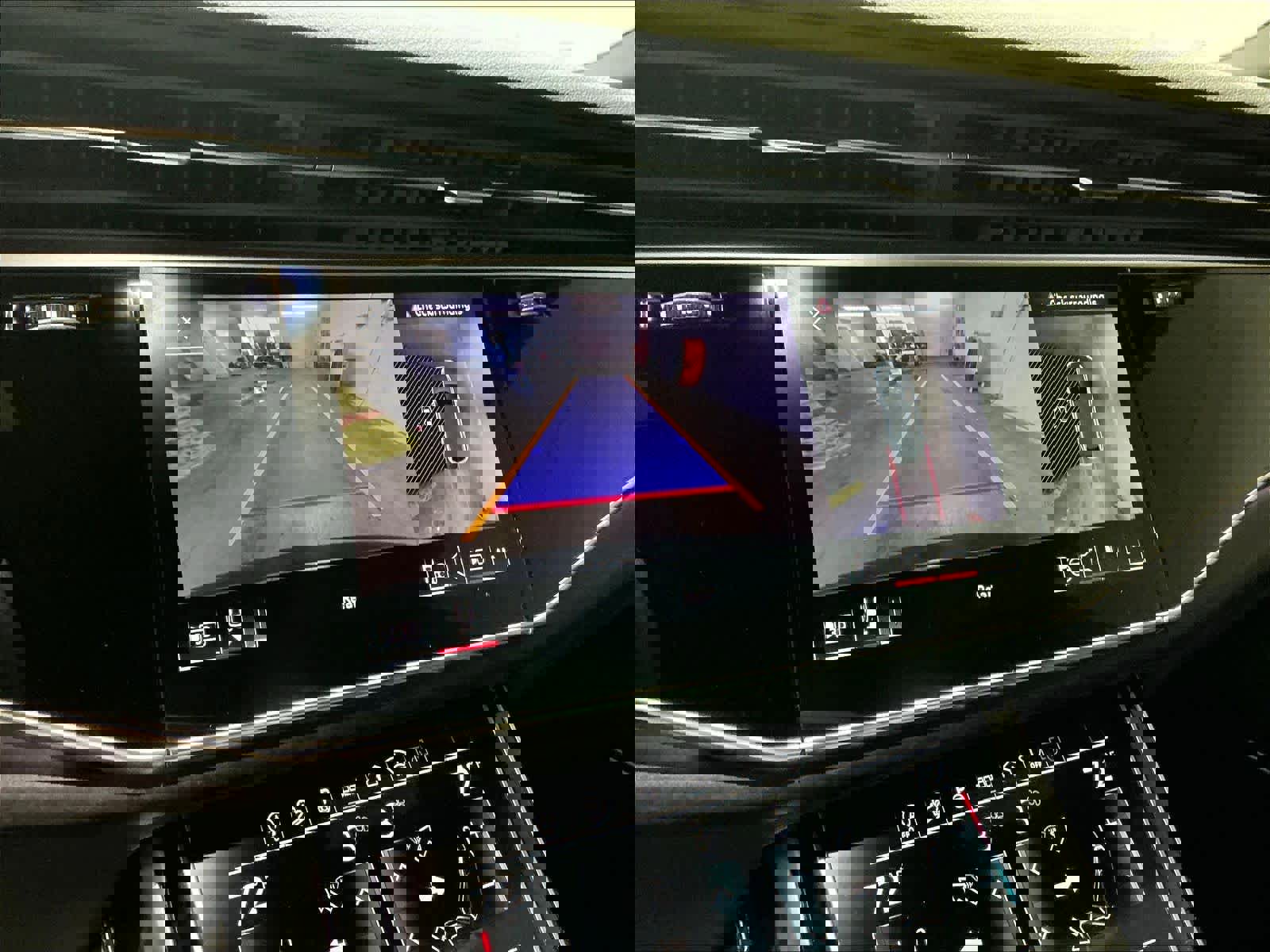 Used 2023 Audi Q8 Prestige w/ Prestige Package image 23