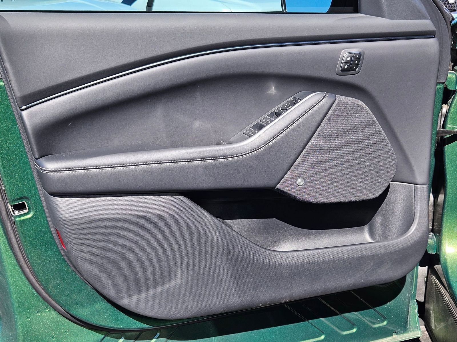 New 2025 Ford Mustang Mach-E Premium image 11