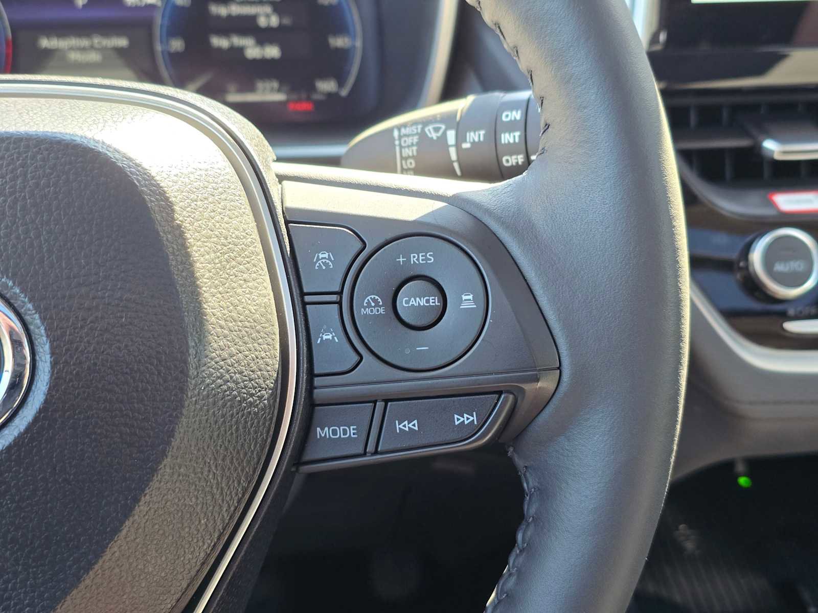 Used 2026 Toyota Corolla Cross XLE w/ Convenience Package image 29