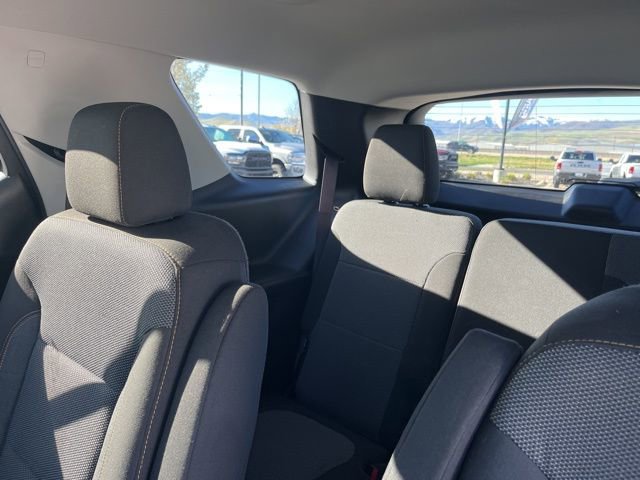 Used 2021 Chevrolet Traverse LT image 20