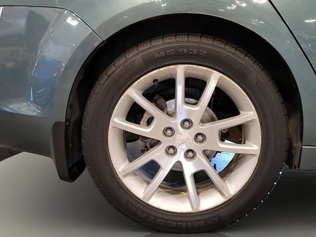 Used 2009 Chevrolet Malibu LTZ FWD image 32