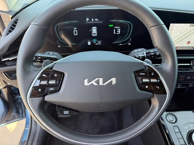 Used 2024 Kia Niro EX FWD image 19