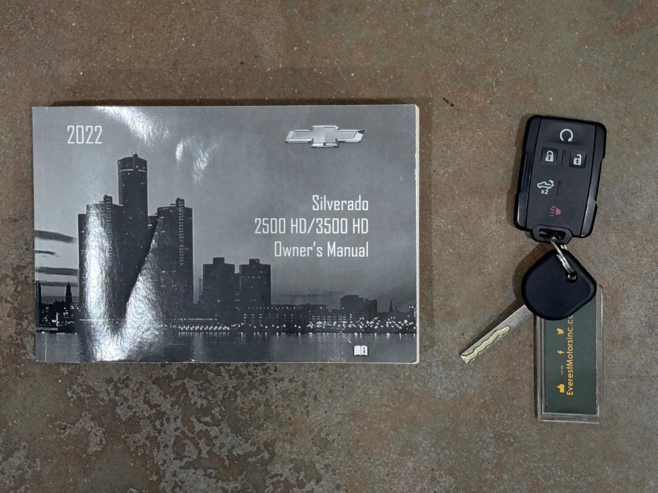 Used 2022 Chevrolet Silverado 2500 Custom w/ Custom Value Package image 56