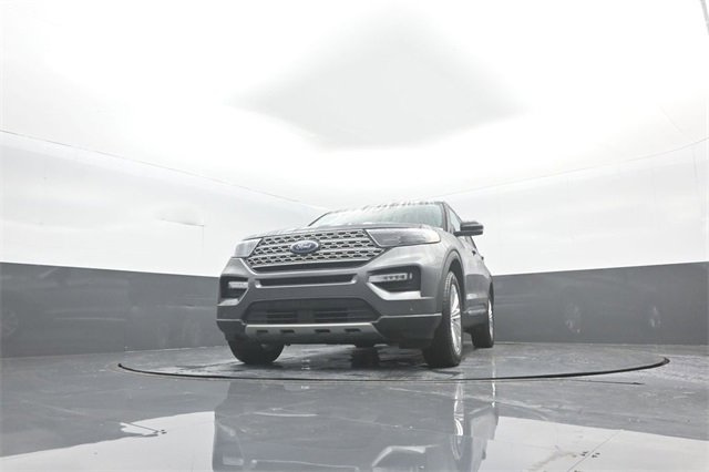 Certified 2022 Ford Explorer Limited w/ Limited Technology Package image 30